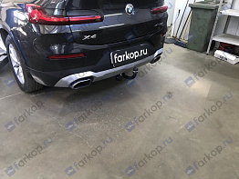 Установили фаркоп Steinhof для BMW X4 2021 г.